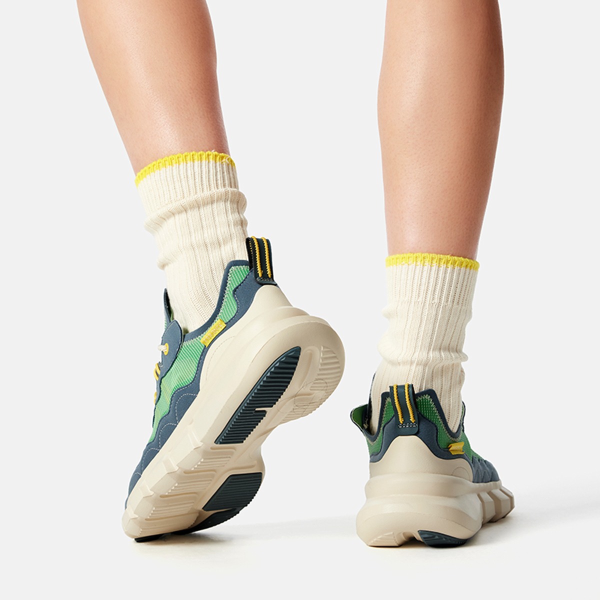 ABCV025-2 Кроссовки баскетбольные Wade Essence зеленый